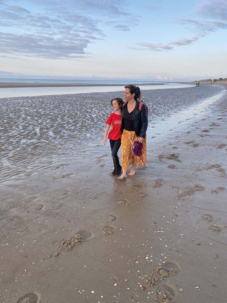 Foto van Suzan en Tomas aan zee